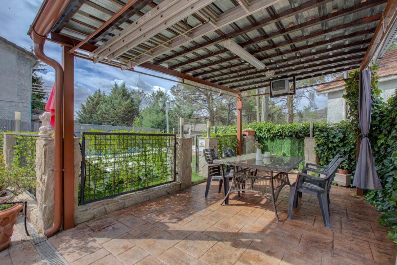 Casa Rural Higueras Santa María de la Alameda Exteriör bild